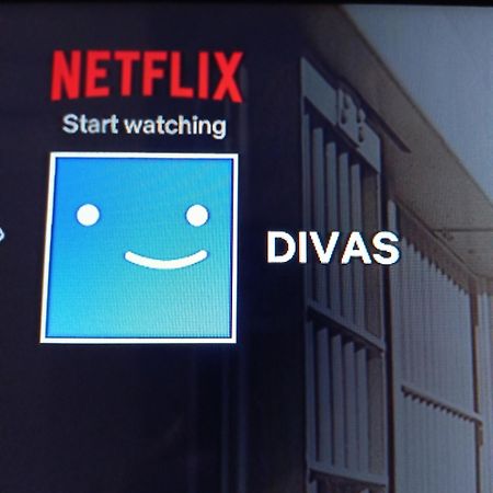 נאפולי Divas Appartamento מראה חיצוני תמונה